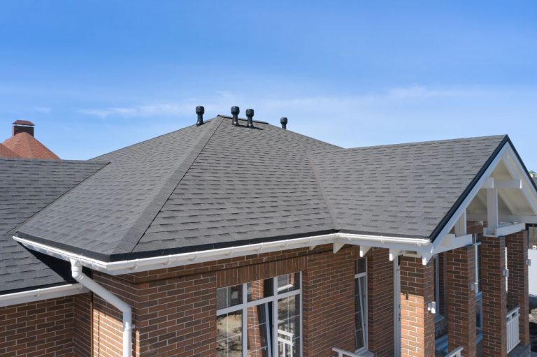 House roof with asphalt shingles, Shoreview